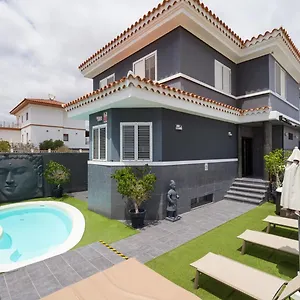 Entire Bbq Jacuzzi Poolgolf Meloneras